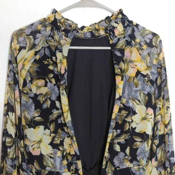 FATE Dark Floral Ruched Bodycon Mini Dress Ruffle Mock Neck Rear Zipper S - Picture 9 of 13